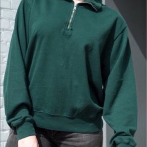 ❤️brandy melville quarter zip up! retails for $36+